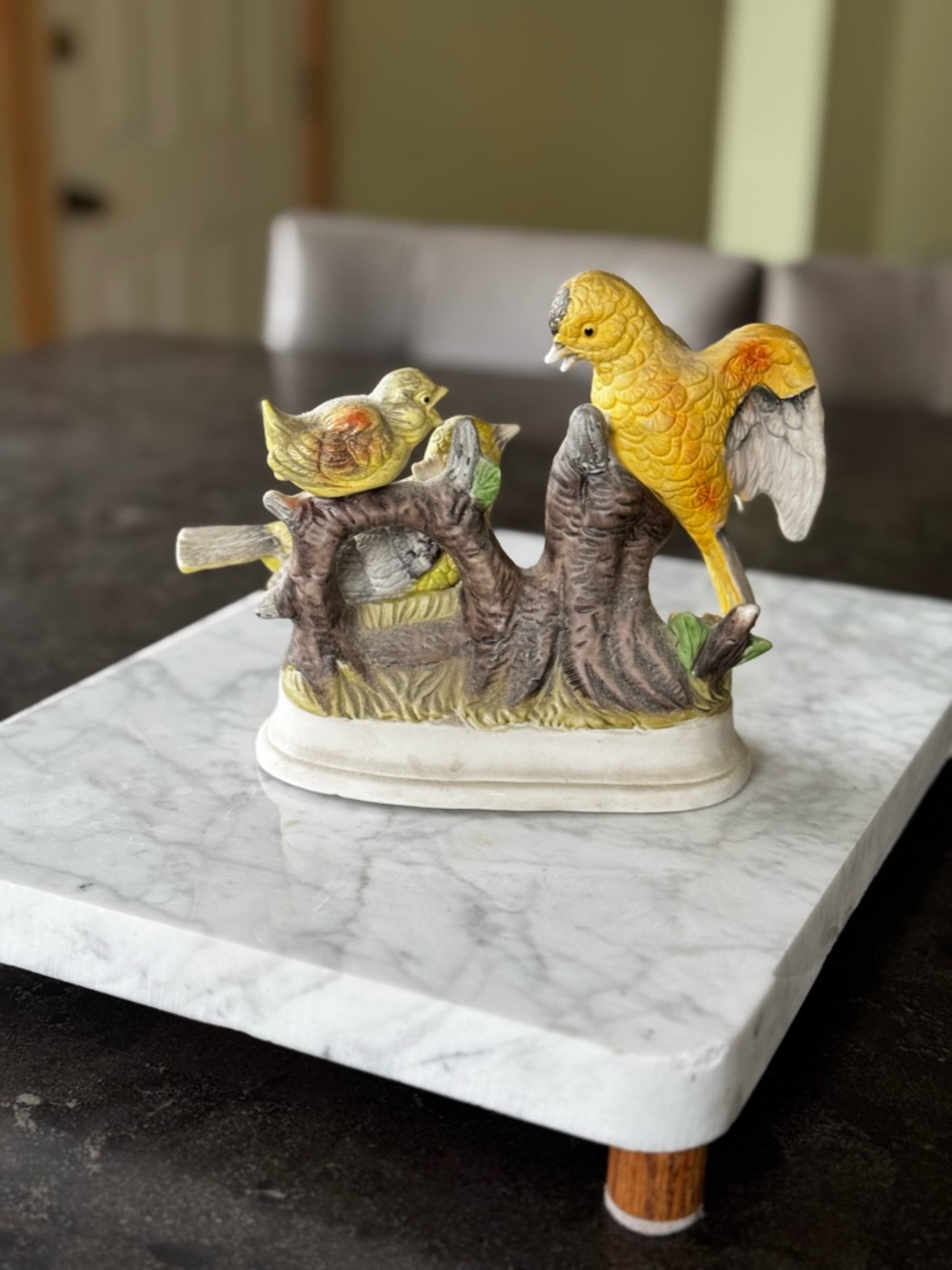 ⭐️Hand-Painted Yellow Ceramic Bird Figurine Trio - Picture 3 of 5